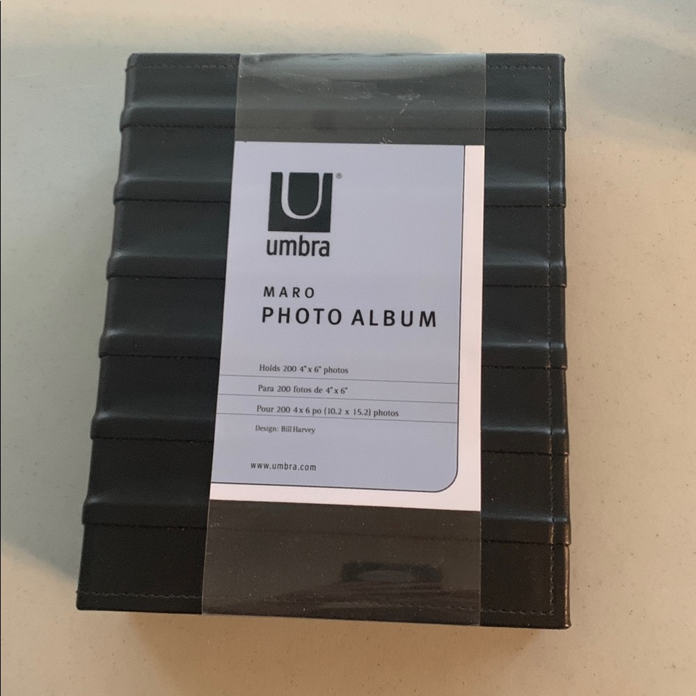 Umbra Maro Black Photo Album